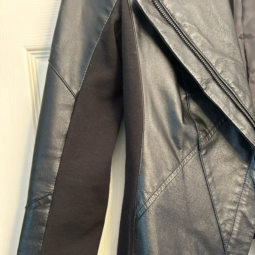 Bebe Leather Motorcycle Jacket Women’s Size Small - Picture 4 of 11